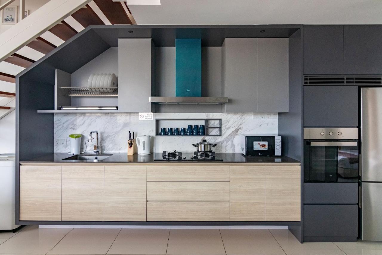 Sunrise Gurney Apartment Джордж Таун Екстериор снимка